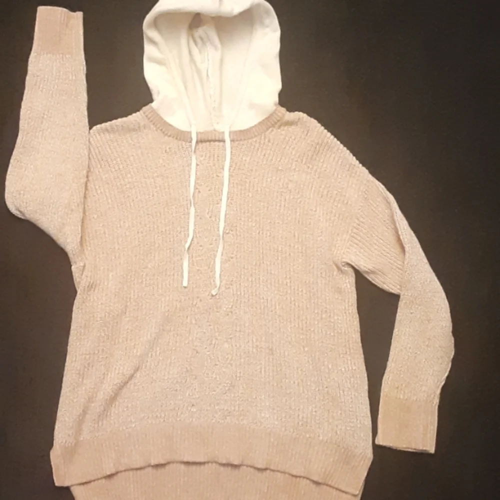 Nic + Zoe Women's Beige Sweater with Hood